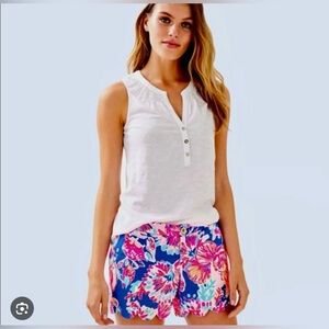 Lilly Pulitzer buttercup stretch short